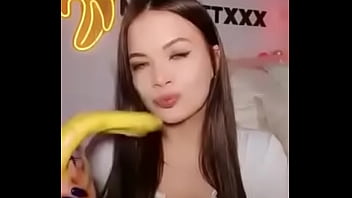That’s The Guy To Suck Banana In Tikizia thumbnail