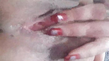 Ella tocandose para incitarme a penetrarla