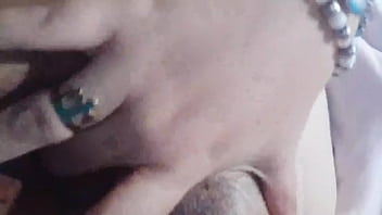 Ella tocandose para incitarme a penetrarla