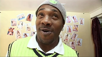 Kelly divine gets her little hole pleasured one way or another