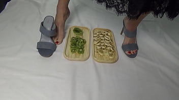 I trample fruits with my feet