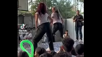 Madurita perrea rico para exitar