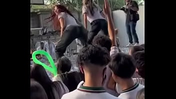 Madurita perrea rico para exitar