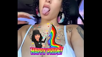 Chicago pride bound️ #pride #chicago #bisexual #puertorican #booty #curls #beauty #tits #natural