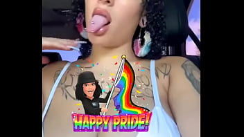 Chicago pride bound️ #pride #chicago #bisexual #puertorican #booty #curls #beauty #tits #natural