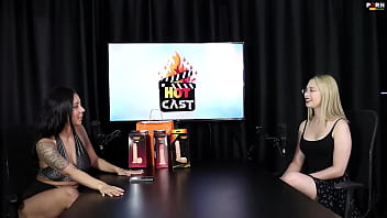 Veja a entrevista safada e cheia de putaria com a vivan lola e nossa saudosa vitória beatriz no porn cast brazil parte 2 watch sheer red