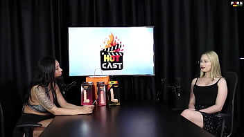 Veja a entrevista safada e cheia de putaria com a vivan lola e nossa saudosa vitória beatriz no porn cast brazil parte 2 watch sheer red