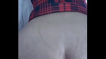 Se aguanta las ganas de gemir