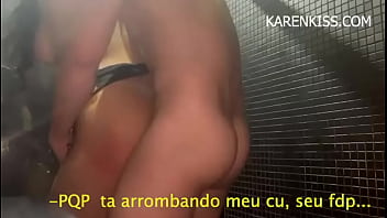 Tbt de carnaval fui no banheiro do role e acabei sendo enrabada levei tanto tapa na bunda e bombadas que quando abri a p