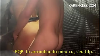 Tbt de carnaval fui no banheiro do role e acabei sendo enrabada levei tanto tapa na bunda e bombadas que quando abri a p