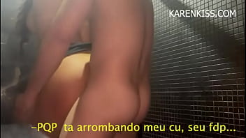 Tbt de carnaval fui no banheiro do role e acabei sendo enrabada levei tanto tapa na bunda e bombadas que quando abri a p