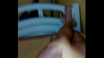 Atualizado punheta na noite sozinho