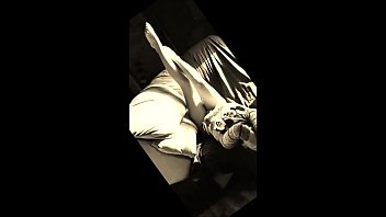 Unknown cutie shows her legs & feet