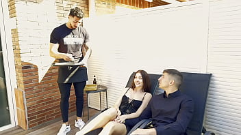 Nos follamos a mi hermanastra mary rock se traga toda nuestra leche