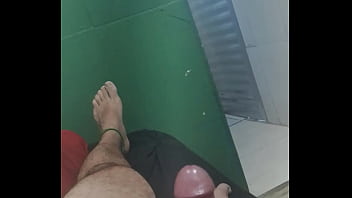 Kleber gozando gozei pensando nos peitões da stefani