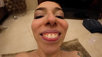 Giada suicide loves pee