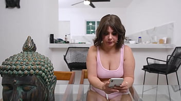 Mi cuñada coge mucho mejor que mi esposa full video en red