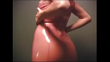 Rubbing her pussy in a rubber outfit Rubbing her pussy in a rubber outfit