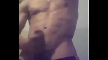 Me mansturbo bien rico mientras no hago nada