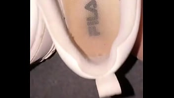 Hello ️•more on #feetfetish #smelly #nylonfetısh #nylonfeet #nylonlegs #feet #sol