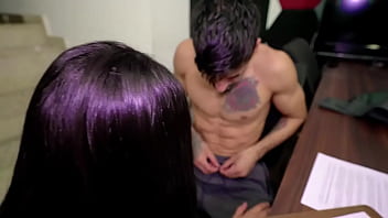 Na entrevista de emprego o teste principal foi sentir a rola toda free