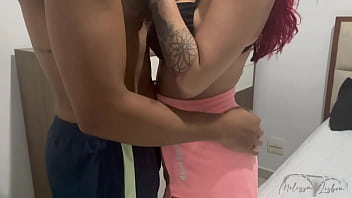 Na real ele gosta de me pegar no flagra com os amigos dele me comendo e sem camisinha ainda Na real ele gosta de me pegar no flagra com os amigos dele me comendo e sem camisinha ainda