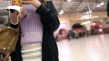 花見→ホテルで絶叫ファック！w豪快放尿でスタッフ全員マーキング！！？オモチャを渡すと一生オナるドエロ美女！「チ●コちょうだぁ～い」