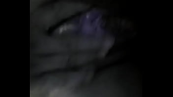 Se chupa la teta oñate