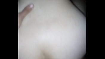 Mi culo es abierto por mi amigo