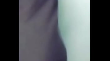 छोटी बहन बिना कपड़ों के