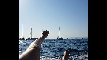 Retour au port les doigt de pieds en éventails