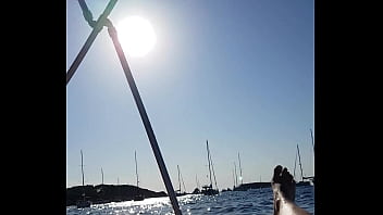 Retour au port les doigt de pieds en éventails