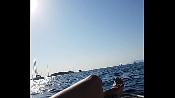 Retour au port les doigt de pieds en éventails