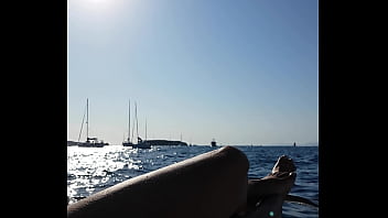 Retour au port les doigt de pieds en éventails