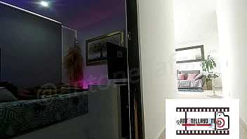 My wife masturbates with her toy because i can't fuck her mi esposa se masturba con su juguete porque no la puedo follar