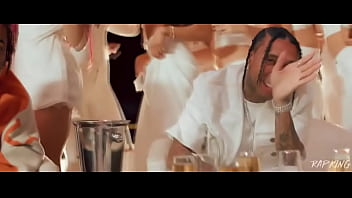 Baise au bord dans la piscine