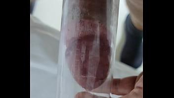 Pau com bomba peniana Pau com bomba peniana