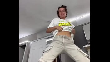 Does anybody else answer stress with making money cause that seems to be my love language stress me out and i’ll m