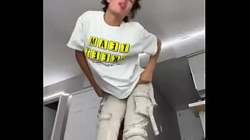 Does anybody else answer stress with making money cause that seems to be my love language stress me out and i’ll m