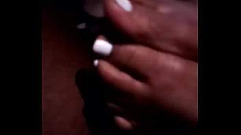 Caramelfootgoddess giving a quick fj tease