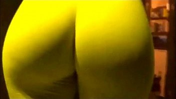 Sexy yoga pants hot mom