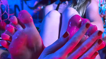 Messy foot play to make you hard