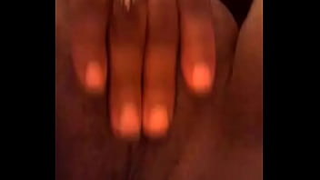 Dez Hoes Here N thumbnail