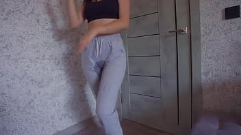 Omg did i piss on my sweatpants female desperation pee free