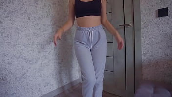 Omg did i piss on my sweatpants female desperation pee free