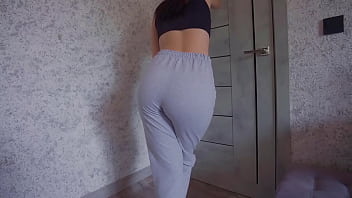 Omg did i piss on my sweatpants female desperation pee free