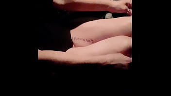 Mi masturbo in pubblico