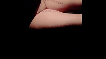 Mi masturbo in pubblico