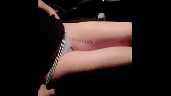 Mi masturbo in pubblico