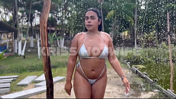 Oi amor estou com bastante tesão você consegue me ajudar vem dar uma conferida